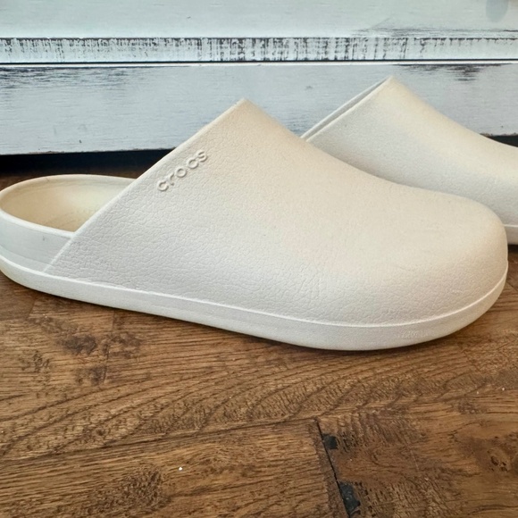 Crocs Dylan Clog Mule Stucco Slides Men\'s Size 13 main image 4